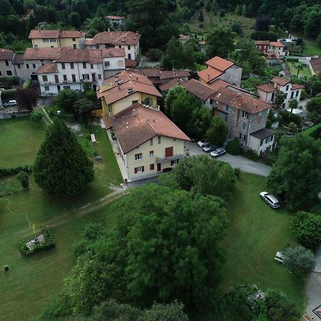 Apartment Piccolo Borgo Castelveccana المظهر الخارجي الصورة